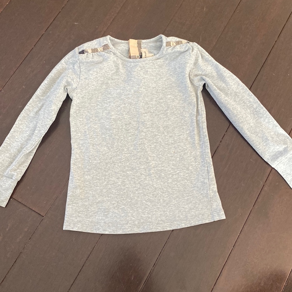 Burberry size 3 unisex shirt